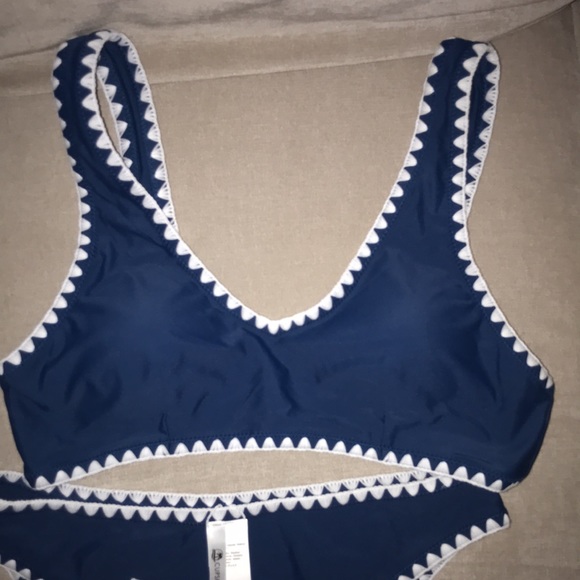 💙NEW WITH TAGS💙 bikini - Picture 4 of 8